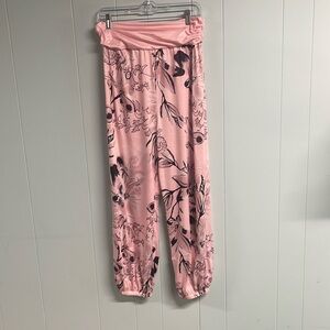Cute lightweight pink pants